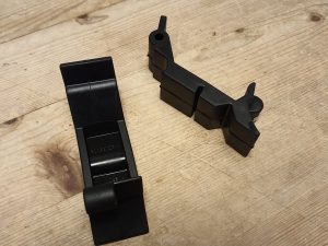 Satz Gummi-Scharnier vorne links und rechts für 4.0 Stoßstange 4.36 BX4 LX4 LX6 - 042Z19800B / 042Z19900B