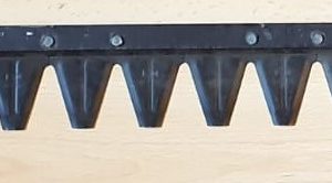 ESM Balkenmähermesser 102cm Lochzahl 4 Lochabstand 101,6mm und 203,2mm mit Verstärkungsleiste und Schwinghebel Artikel-Nr. 249.0870