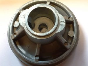 Husqvarna Messernabe / Messerhalter für Jonsered LM 2148 M / LM2153 MD / Husqvarna M53 S / Partner P5048 M Art-Nr. 2956884-01
