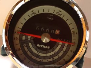 original VDO Tacho / Traktormeter für Eicher Type 330 Einbaumaß Ø 110mm Artikel-Nr. 42000-1