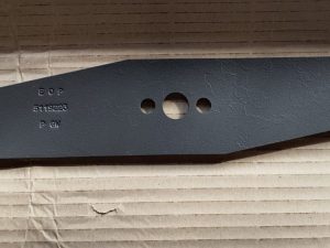 Messer 42 cm Rasenmähermesser für Flymo / Husqvarna / Chevron 420, RE420, RE420 P, Venturer Turbo 4 Art-Nr. 5310050-38