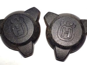 2 Stück gebrauchte Husqvarna Radkappe / Radnabenabdeckung für Hinterrad passend für Automower mit Glitzerpartikeln - Artikel-Nr. 5795055‑01