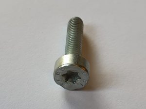 Stihl Schraube IS-M5X20-12.9 Innenkeilprofil-Schraube für Trennsägen / Heckenschere / Kettensäge - Artikel-Nr. 9022 371 1020
