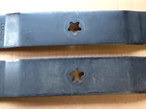 LXS4248 3402 Rasentraktor Messer Set gebraucht - 53cm Länge 6,5cm Breite 5mm Dicke (schwere Ausführung für Hochgrasmäher geeignet)