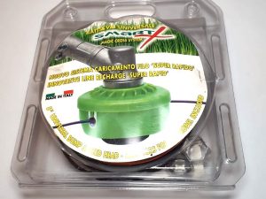 Universal-Trimmerkopf (Fadenkopf) f&uuml;r Motorsensen und Freischneider - EAN / Artikelnummer: 8033655137809 / 013780